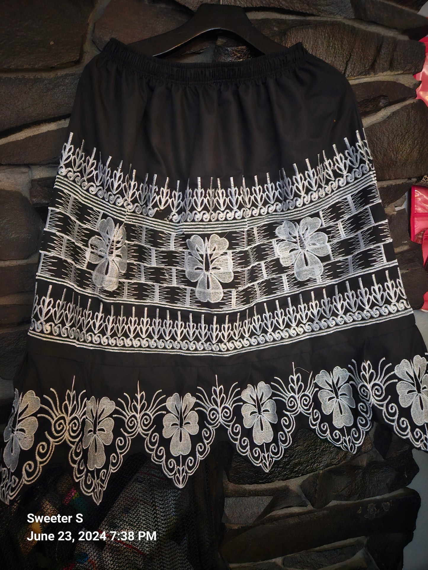 Local Island Skirts